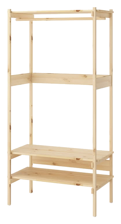 Offenes Holzregal bei MiMa, bereit für die ersten Lieblingsstücke.